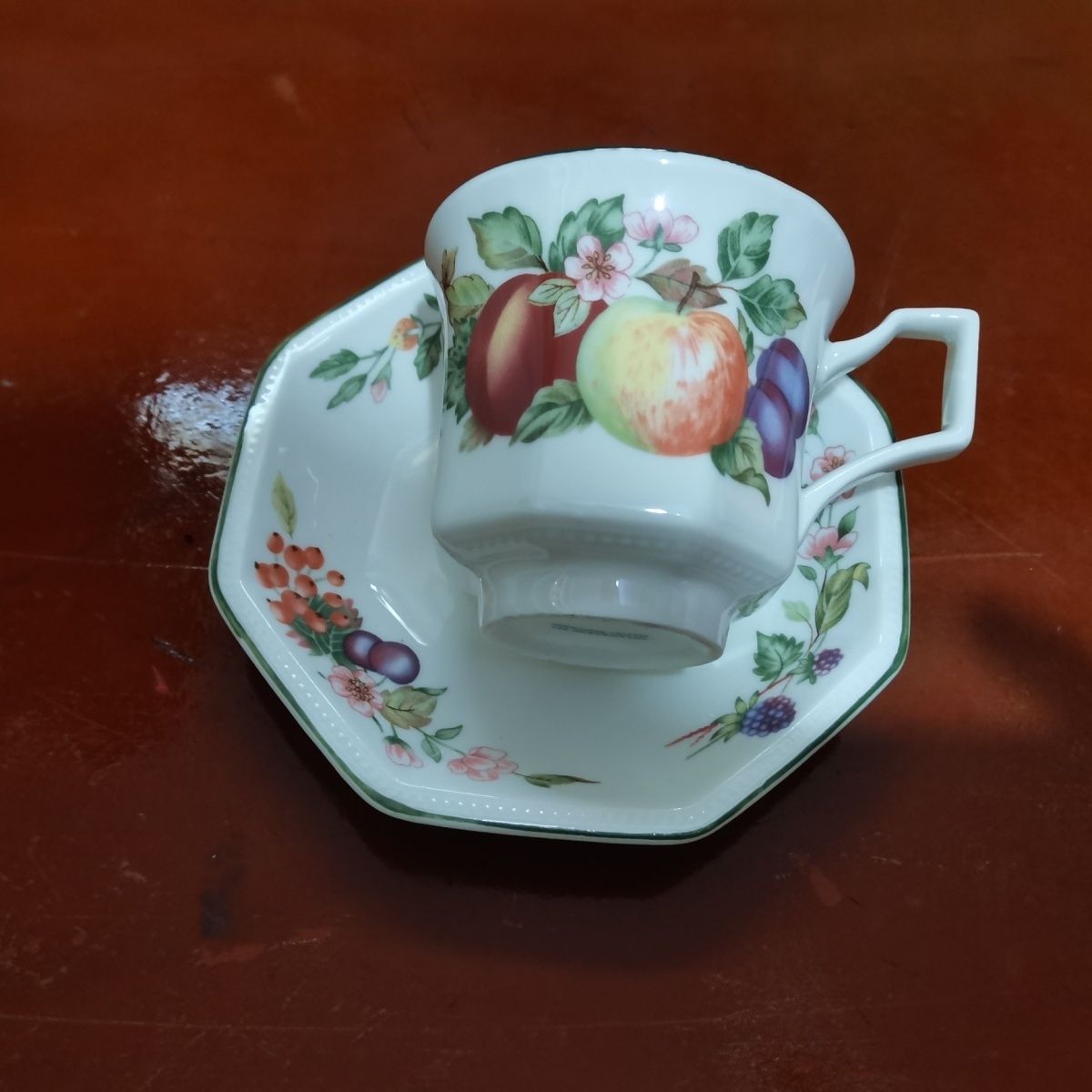 Coffee Tea Uk - Ekspor ke Inggris cangkir kopi segi